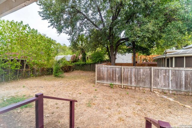 469 E Magnolia Ave, San Antonio, TX 78212