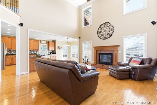 12306 Pinehurst Court, Sellersburg, IN 47172