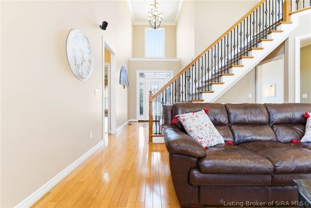 12306 Pinehurst Court, Sellersburg, IN 47172