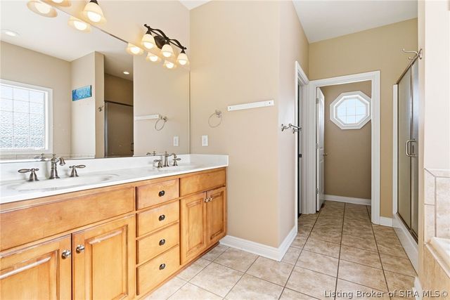 12306 Pinehurst Court, Sellersburg, IN 47172