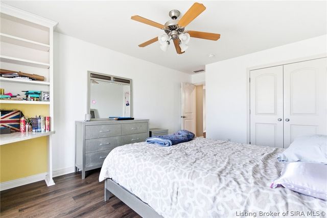 12306 Pinehurst Court, Sellersburg, IN 47172