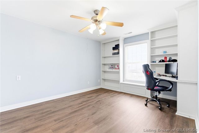 12306 Pinehurst Court, Sellersburg, IN 47172