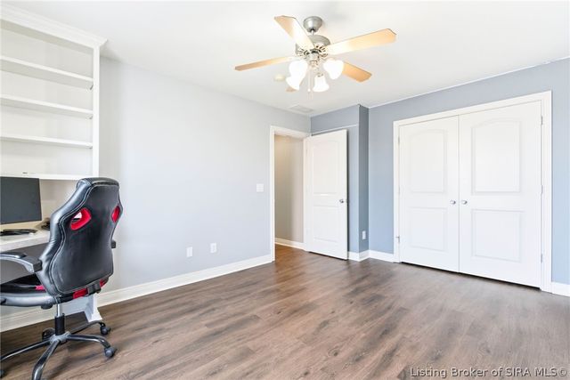 12306 Pinehurst Court, Sellersburg, IN 47172