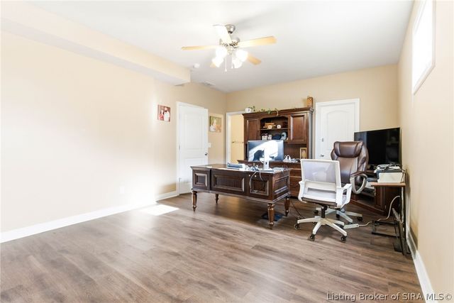 12306 Pinehurst Court, Sellersburg, IN 47172