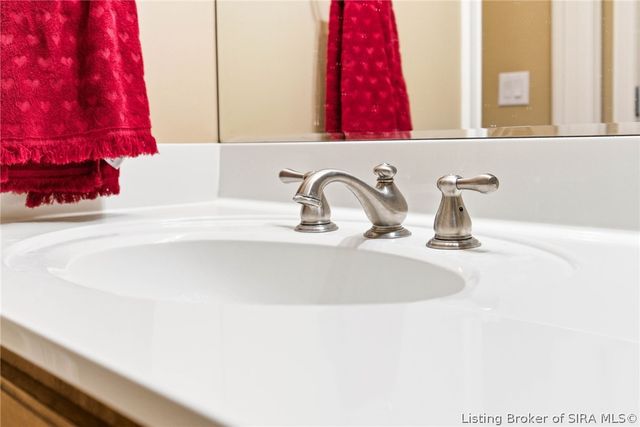 12306 Pinehurst Court, Sellersburg, IN 47172