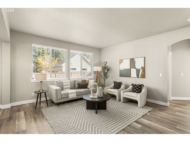 863 Ne 4TH Ave, Hillsboro, OR 97124