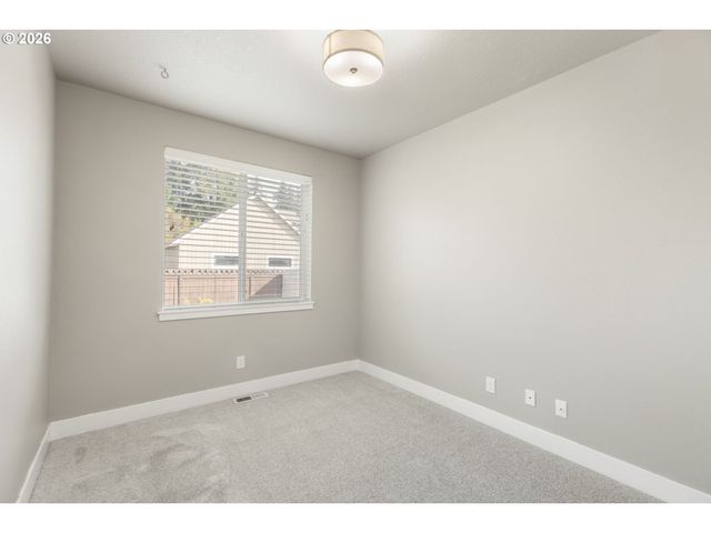 863 Ne 4TH Ave, Hillsboro, OR 97124