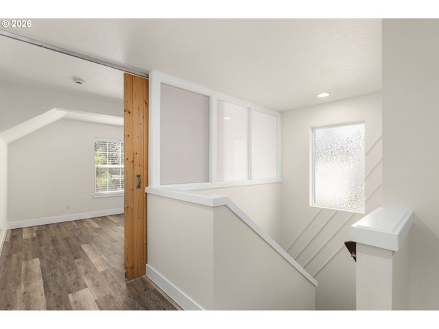 863 Ne 4TH Ave, Hillsboro, OR 97124