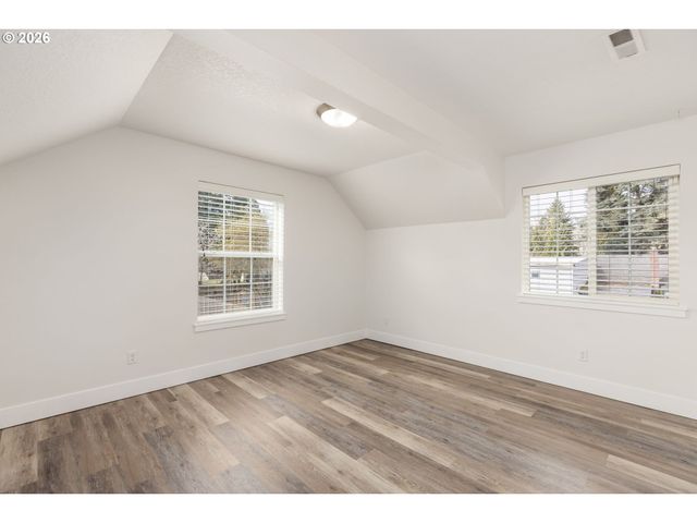 863 Ne 4TH Ave, Hillsboro, OR 97124