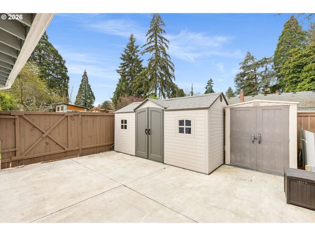 863 Ne 4TH Ave, Hillsboro, OR 97124