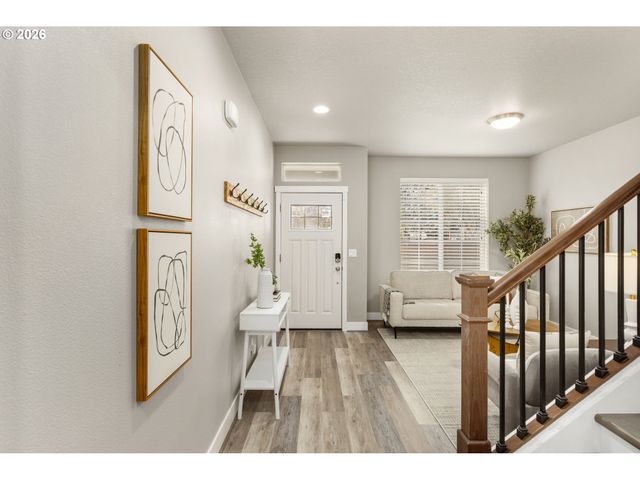 863 Ne 4TH Ave, Hillsboro, OR 97124