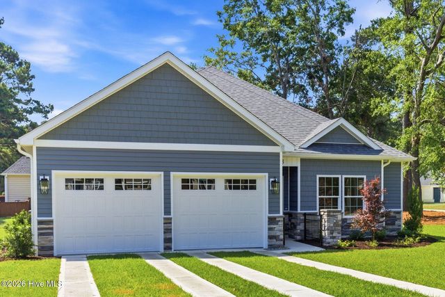 163 Bellwood Circle, Sunset Beach, NC 28468