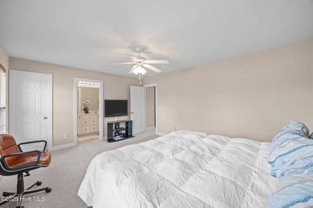 300 South Square Drive B, Winterville, NC 28590
