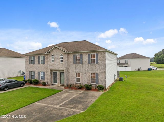300 South Square Drive B, Winterville, NC 28590