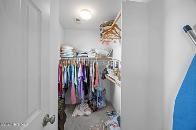 300 South Square Drive B, Winterville, NC 28590