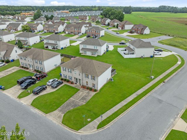300 South Square Drive B, Winterville, NC 28590