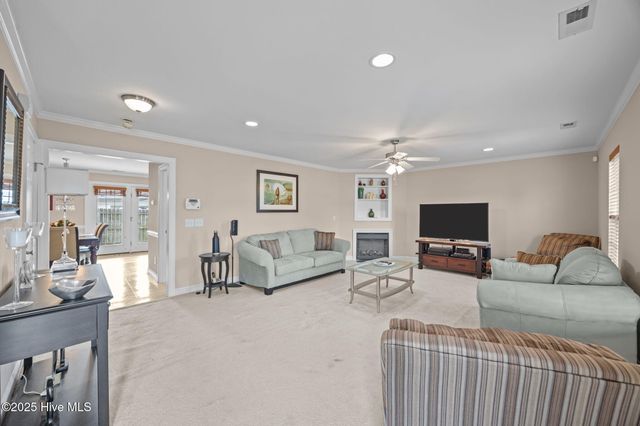 300 South Square Drive B, Winterville, NC 28590