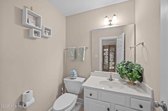 300 South Square Drive B, Winterville, NC 28590
