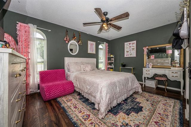 11105 Ashford Drive, Yukon, OK 73099