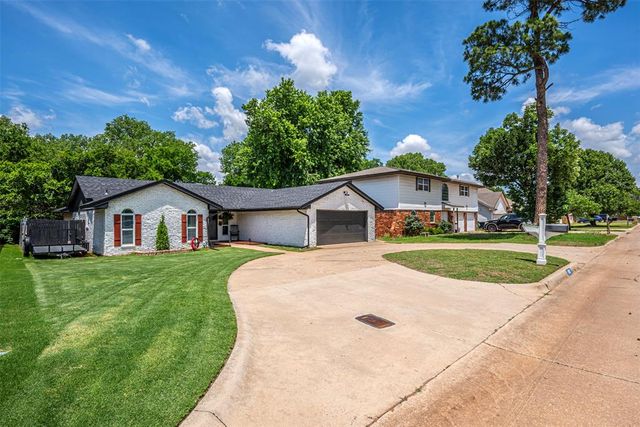 11105 Ashford Drive, Yukon, OK 73099