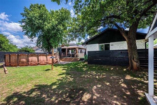 11105 Ashford Drive, Yukon, OK 73099