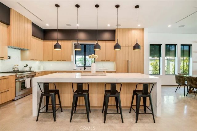 4734 Tobias Avenue, Sherman Oaks, CA 91403