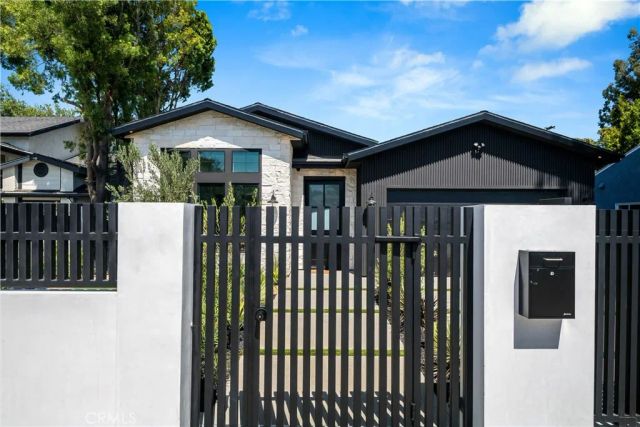 4734 Tobias Avenue, Sherman Oaks, CA 91403