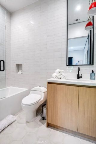 4734 Tobias Avenue, Sherman Oaks, CA 91403