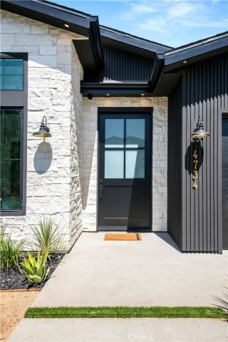 4734 Tobias Avenue, Sherman Oaks, CA 91403