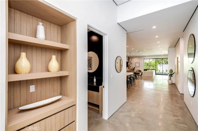 4734 Tobias Avenue, Sherman Oaks, CA 91403