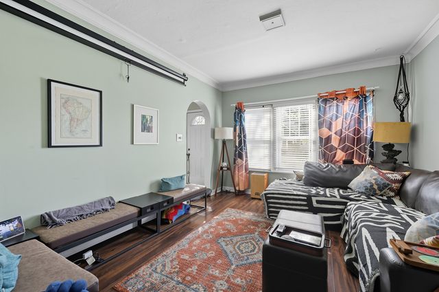 440 W Main Street, Barrington, IL 60010