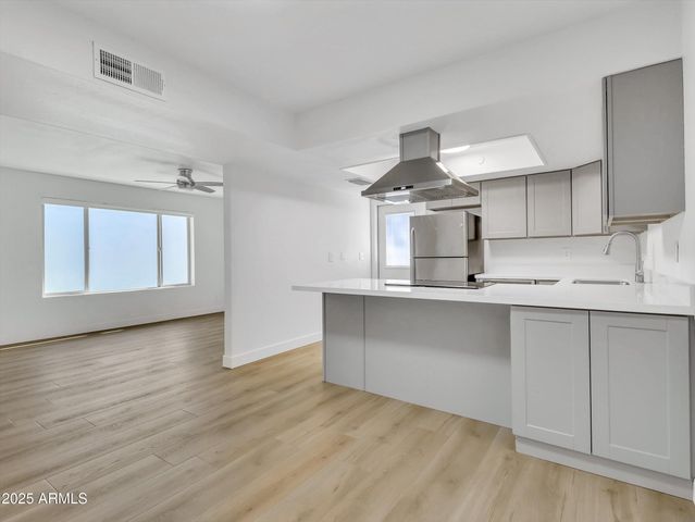 429 W LA JOLLA Drive, Tempe, AZ 85282