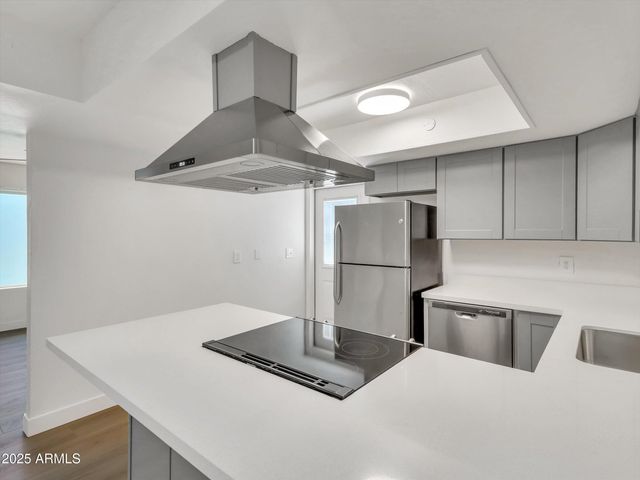 429 W LA JOLLA Drive, Tempe, AZ 85282