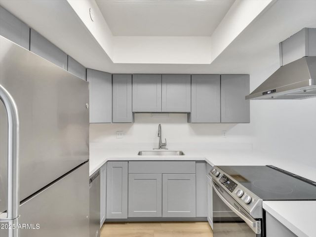 429 W LA JOLLA Drive, Tempe, AZ 85282