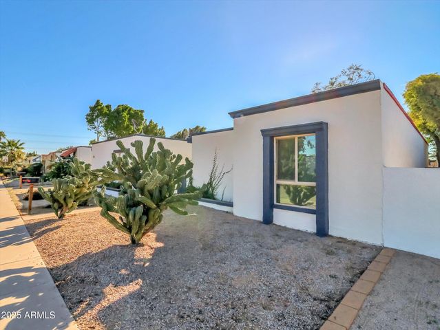 429 W LA JOLLA Drive, Tempe, AZ 85282