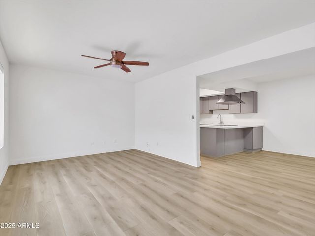 429 W LA JOLLA Drive, Tempe, AZ 85282