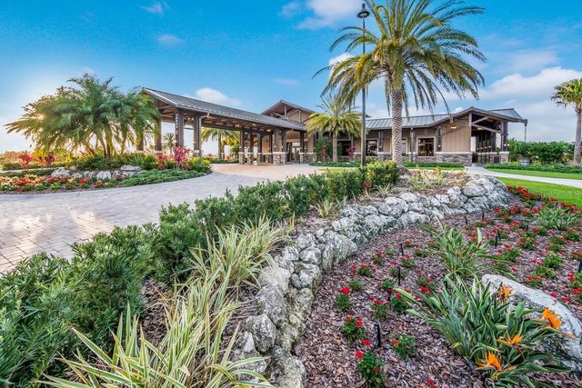 15422 HELMSDALE PLACE, Lakewood Ranch, FL 34202