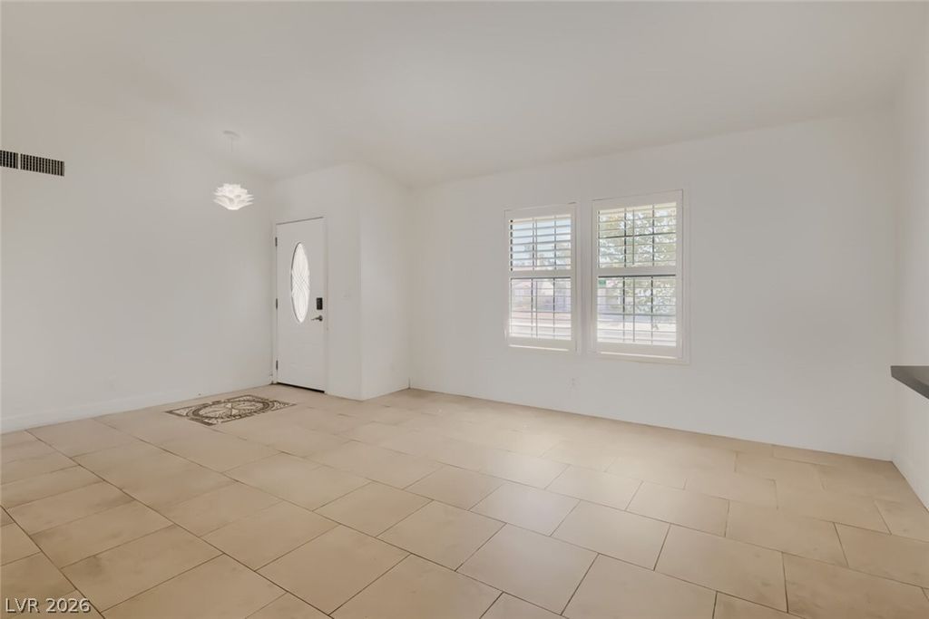 4279 Hebron Drive, Las Vegas, NV 89147 — photo 4