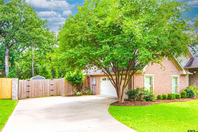 8509 Castleton Way, Tyler, TX 75703