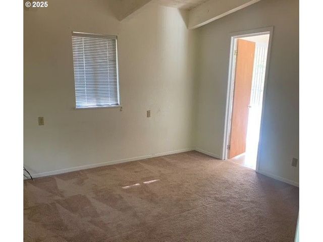 93099 MARCOLA Rd, Marcola, OR 97454