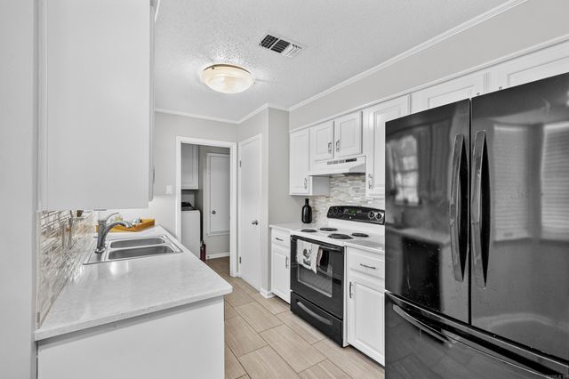 8302 Merriwood Court, Sherwood, AR 72120
