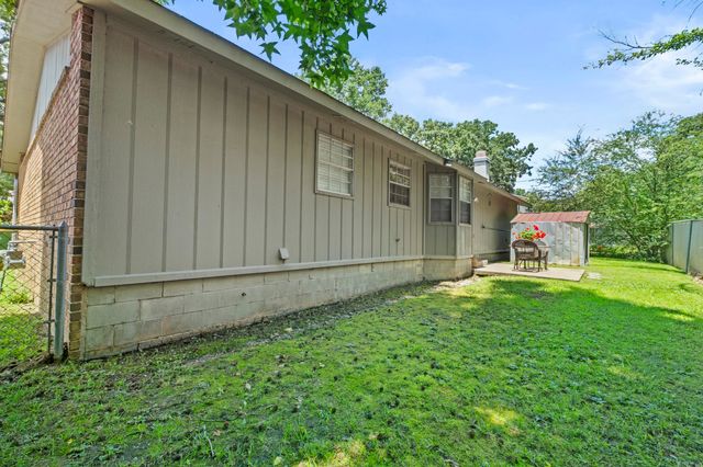 8302 Merriwood Court, Sherwood, AR 72120