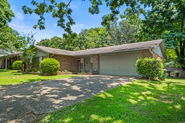 8302 Merriwood Court, Sherwood, AR 72120