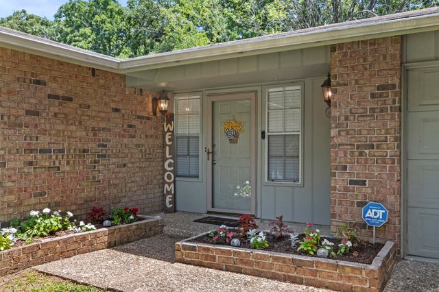 8302 Merriwood Court, Sherwood, AR 72120