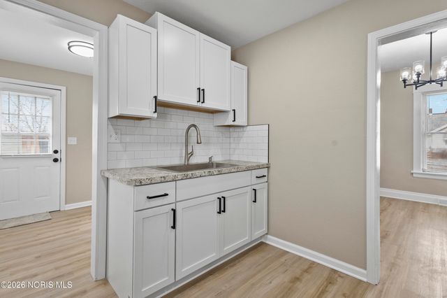 1702 Pool Street, Toledo, OH 43605