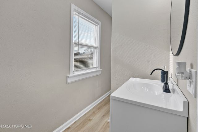 1702 Pool Street, Toledo, OH 43605