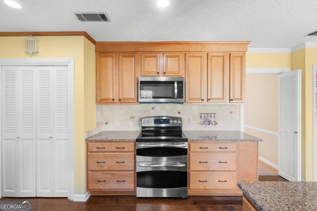 102 Windsor Way, Statesboro, GA 30458