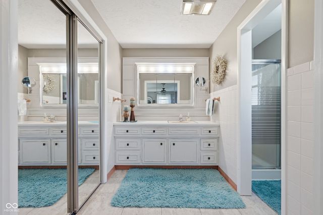 431 S Hardacre Court, New Castle, IN 47362