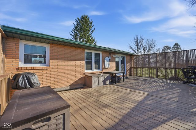 431 S Hardacre Court, New Castle, IN 47362