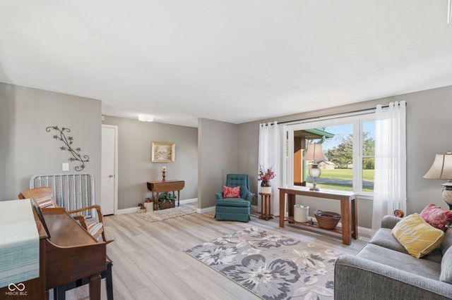 431 S Hardacre Court, New Castle, IN 47362